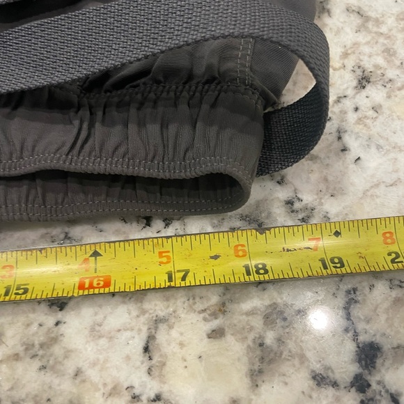 The North Face shorts (Medium) - Picture 5 of 6